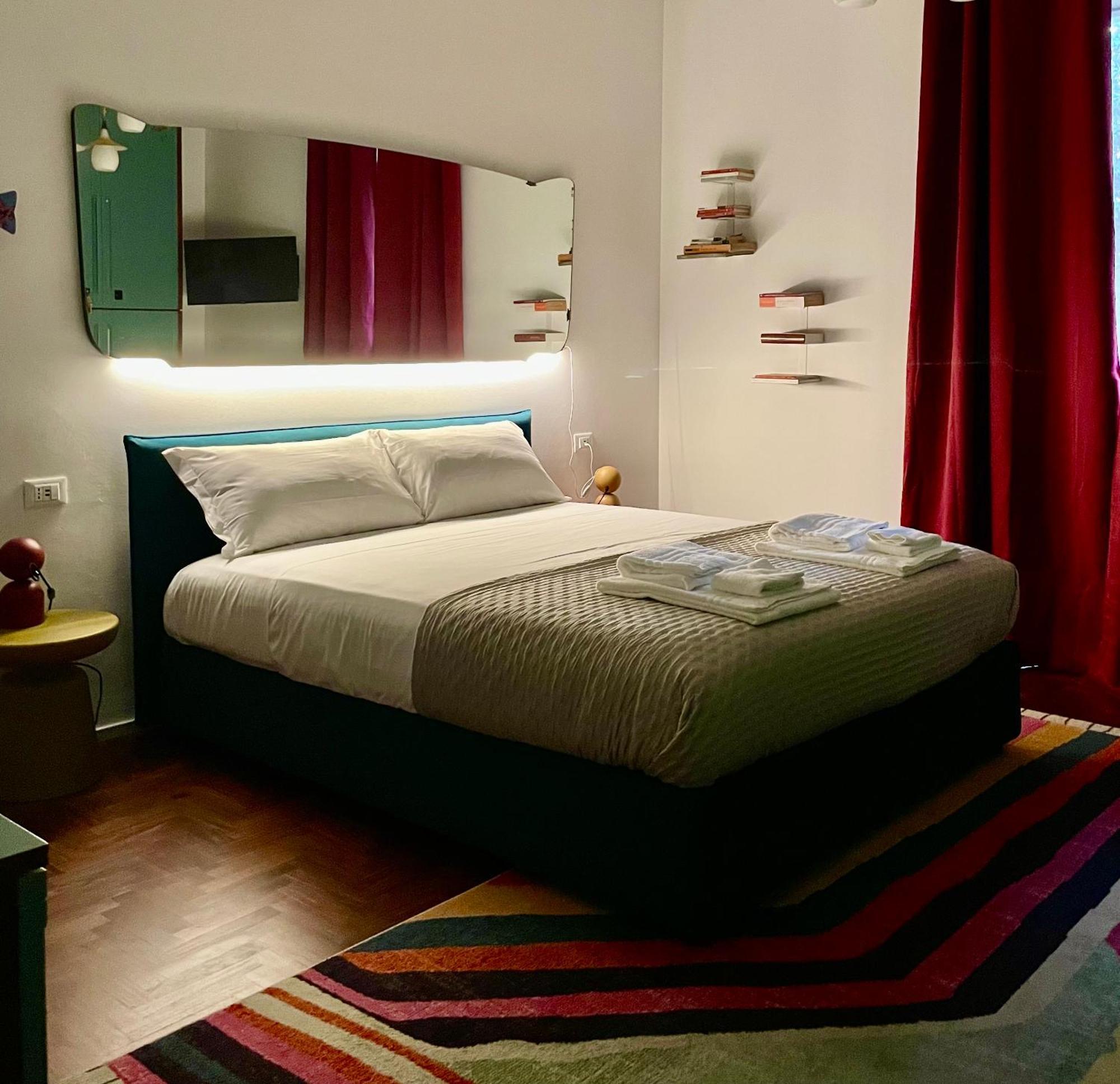 149 Borgo Ticino Suite Attico Di Lusso Con Terrazzo E Parking Privato Pavía Exterior foto